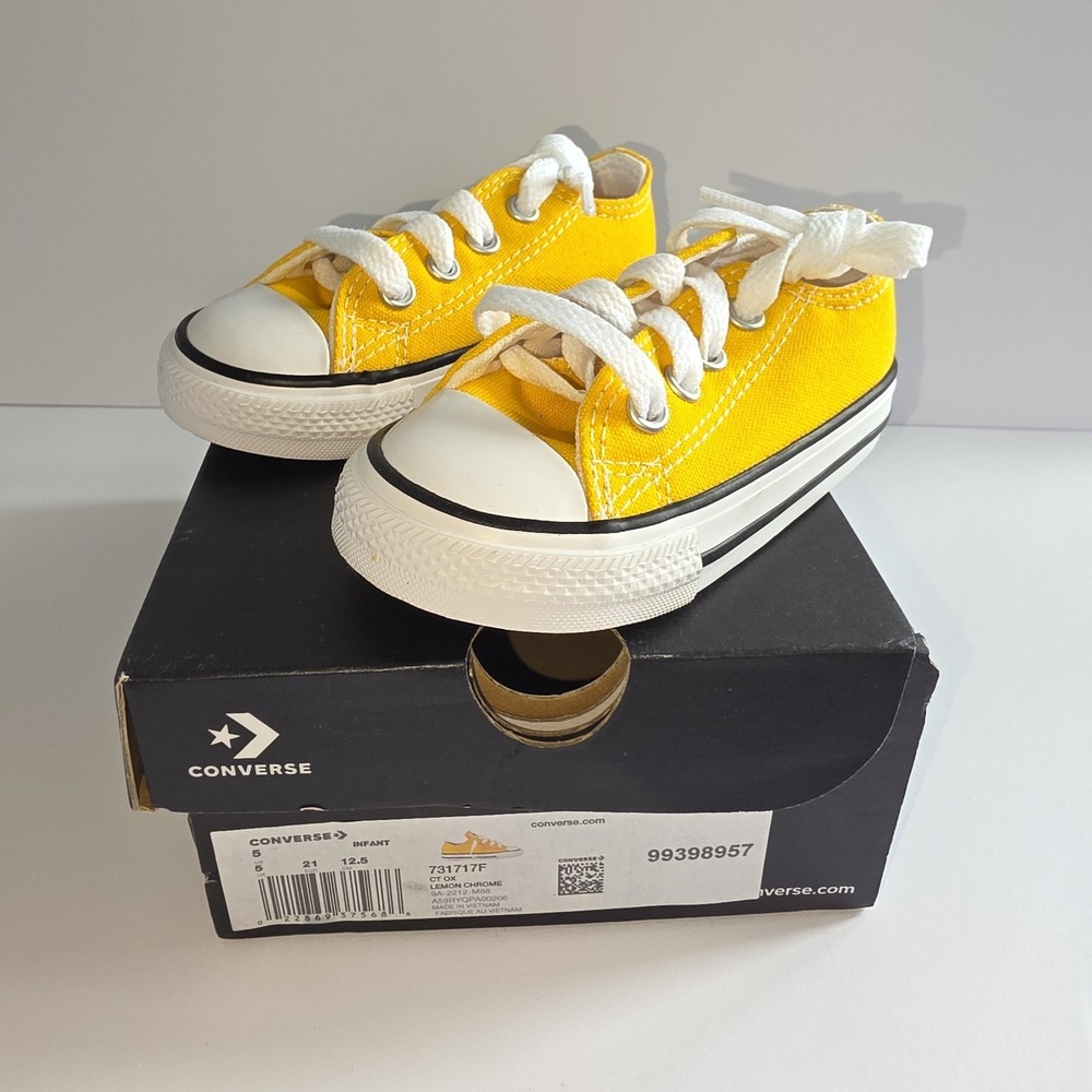 Converse Toddler Size 5 EU 20 Yellow Canvas All Star Sneakers Shoes